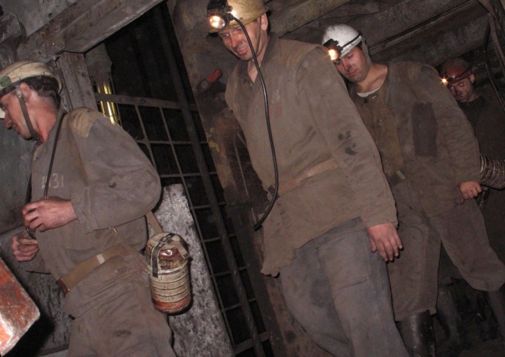 В Луганской области ликвидируются 48 шахт с большим запасом угля